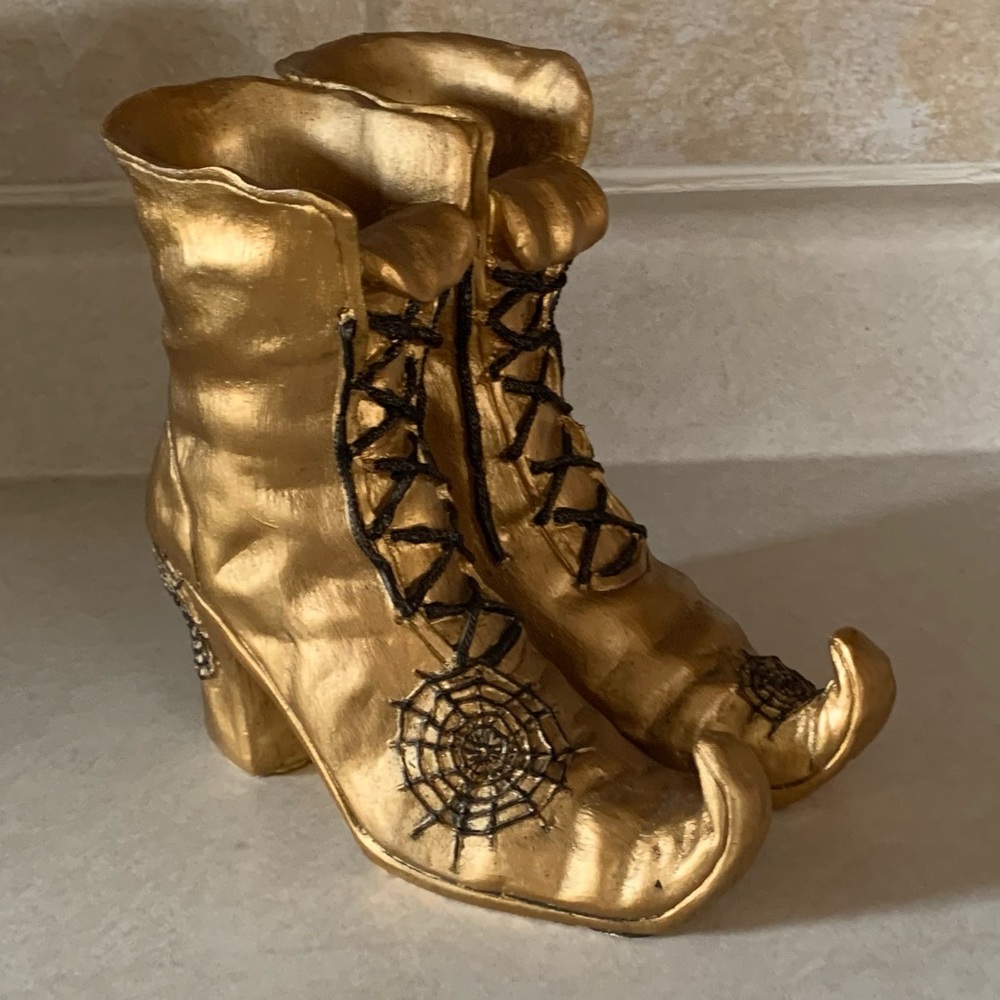 Witches Boots Gold w/ Black Detailing - Picture 6 of 7